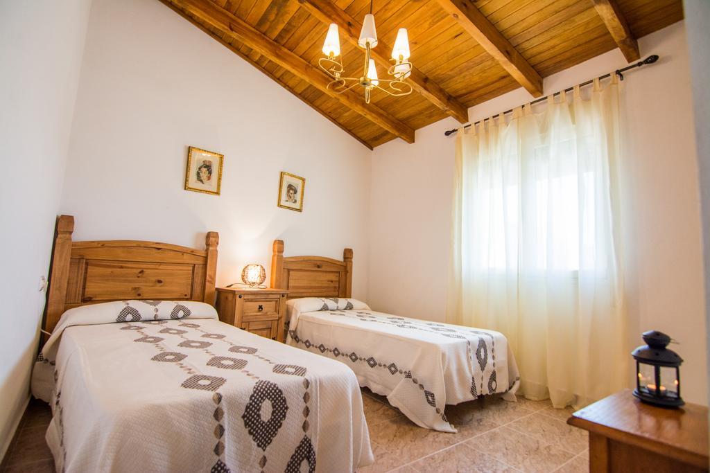 Cortijo Claudia Casa de hóspedes Taberno Exterior foto